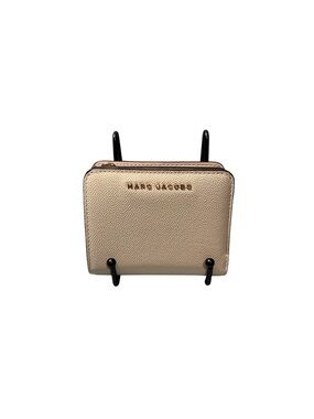 Marc Jacobs Daily Compact Wallet - Beige Grained Leather